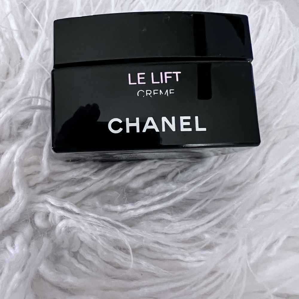 1.7 crème Le Lift New never used still sealed